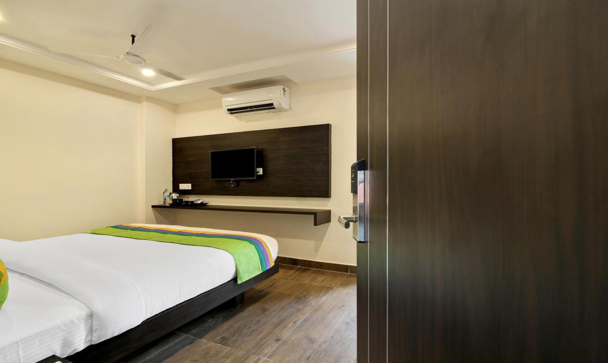 Treebo Excella Hotel Visákhapatnam Kültér fotó
